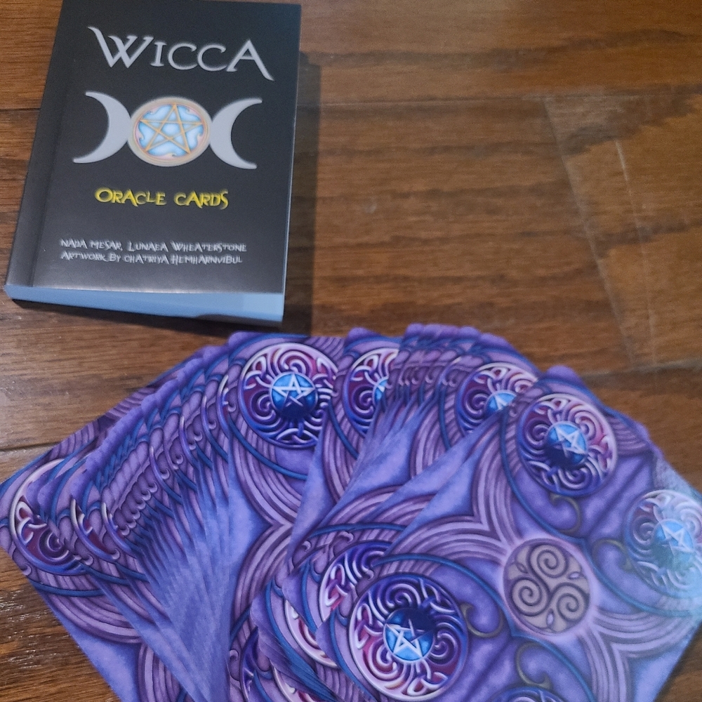 Wicca Oracle Cards - Picture 3 of 4